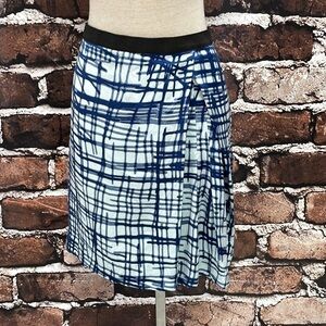 BCBGMAXAZRIA Skirt Mini Silk Blue Pleated Size 10